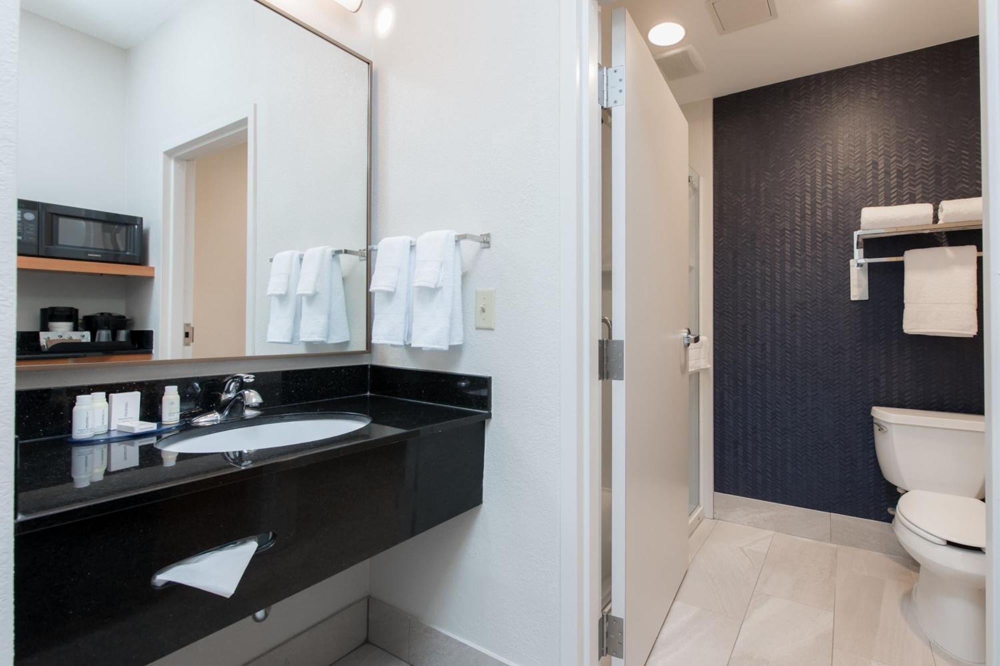 Fairfield Inn Suites Брансвік Екстер'єр фото