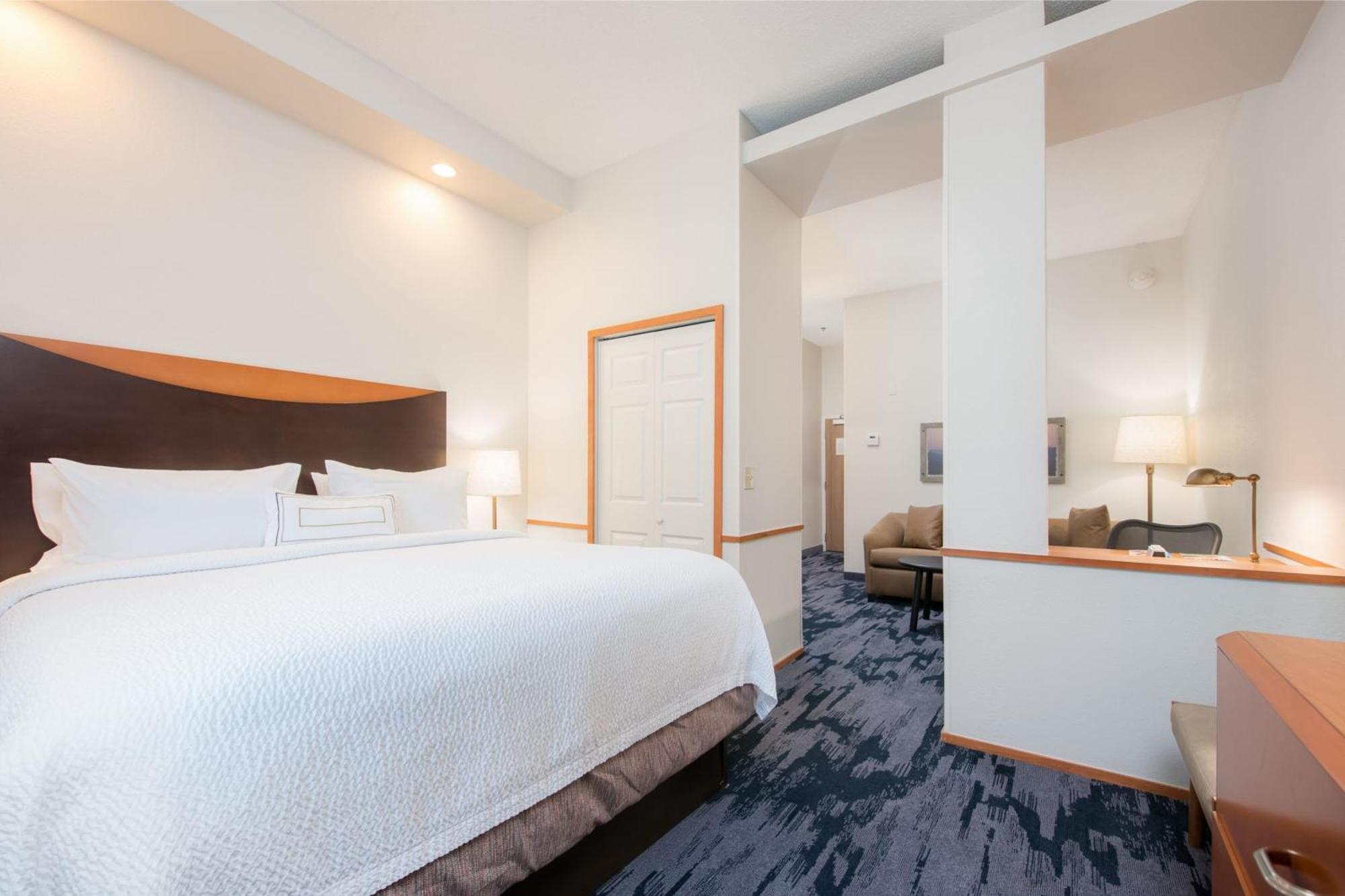 Fairfield Inn Suites Брансвік Екстер'єр фото