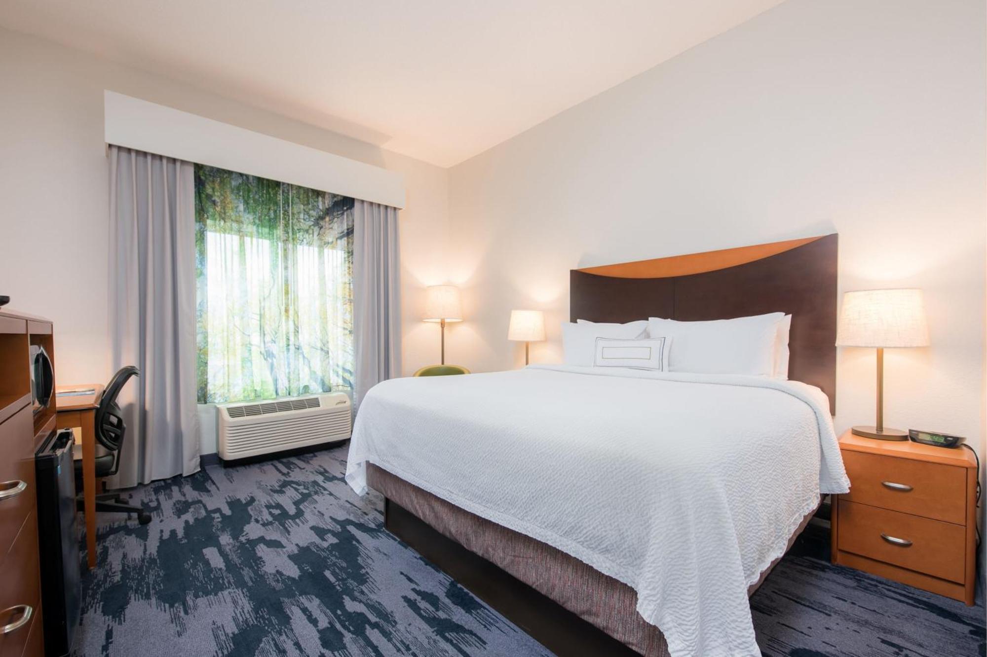 Fairfield Inn Suites Брансвік Екстер'єр фото