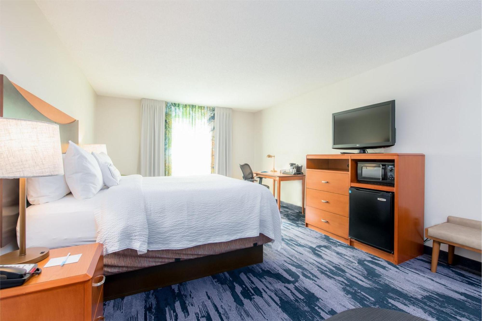 Fairfield Inn Suites Брансвік Екстер'єр фото