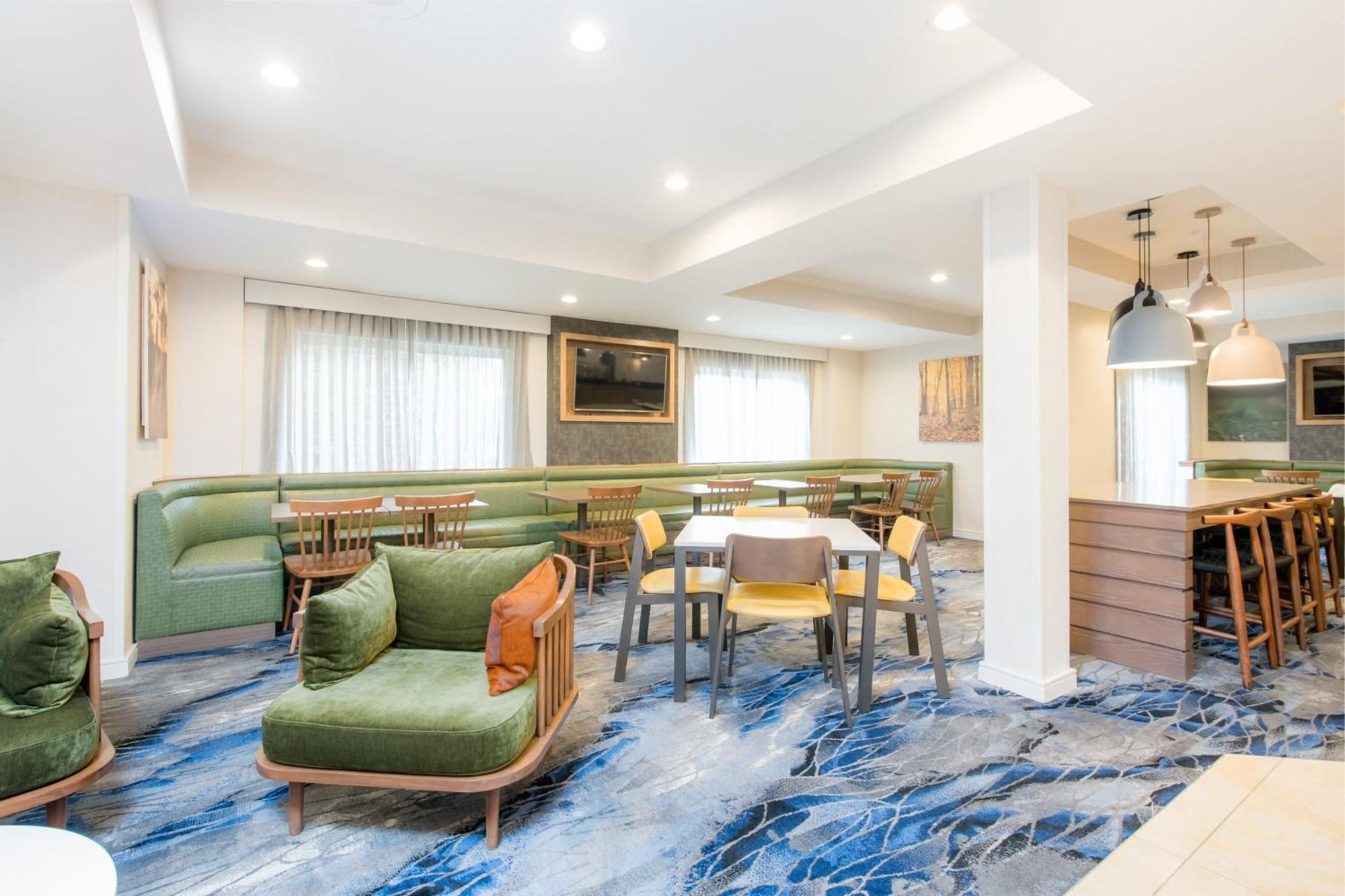 Fairfield Inn Suites Брансвік Екстер'єр фото