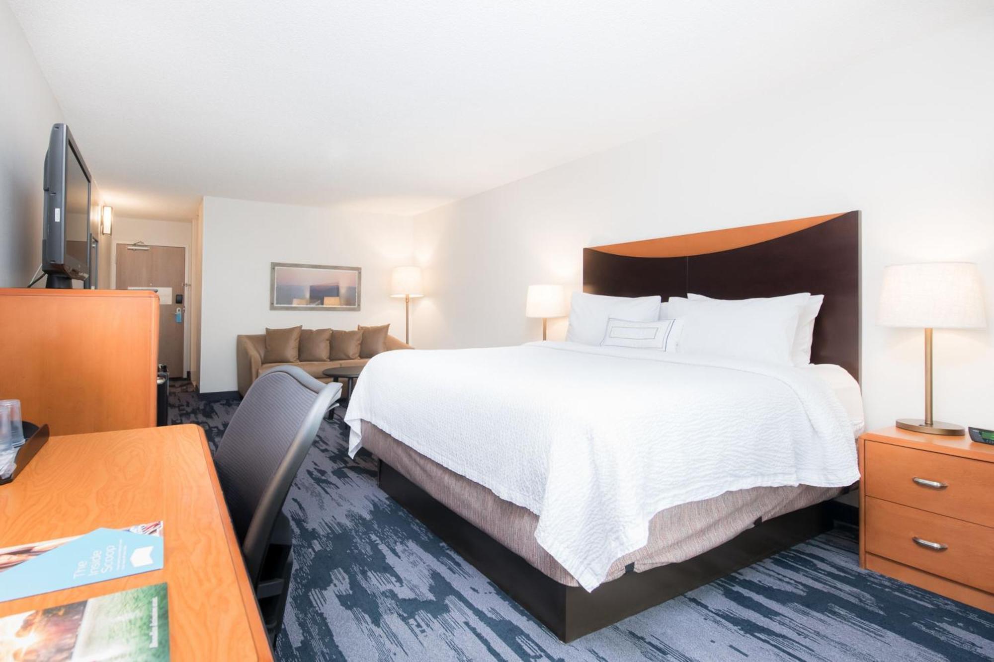 Fairfield Inn Suites Брансвік Екстер'єр фото