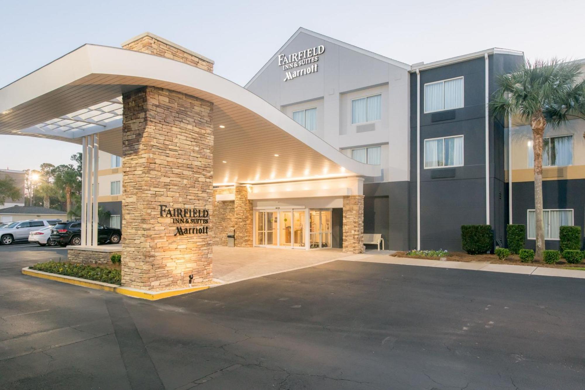 Fairfield Inn Suites Брансвік Екстер'єр фото